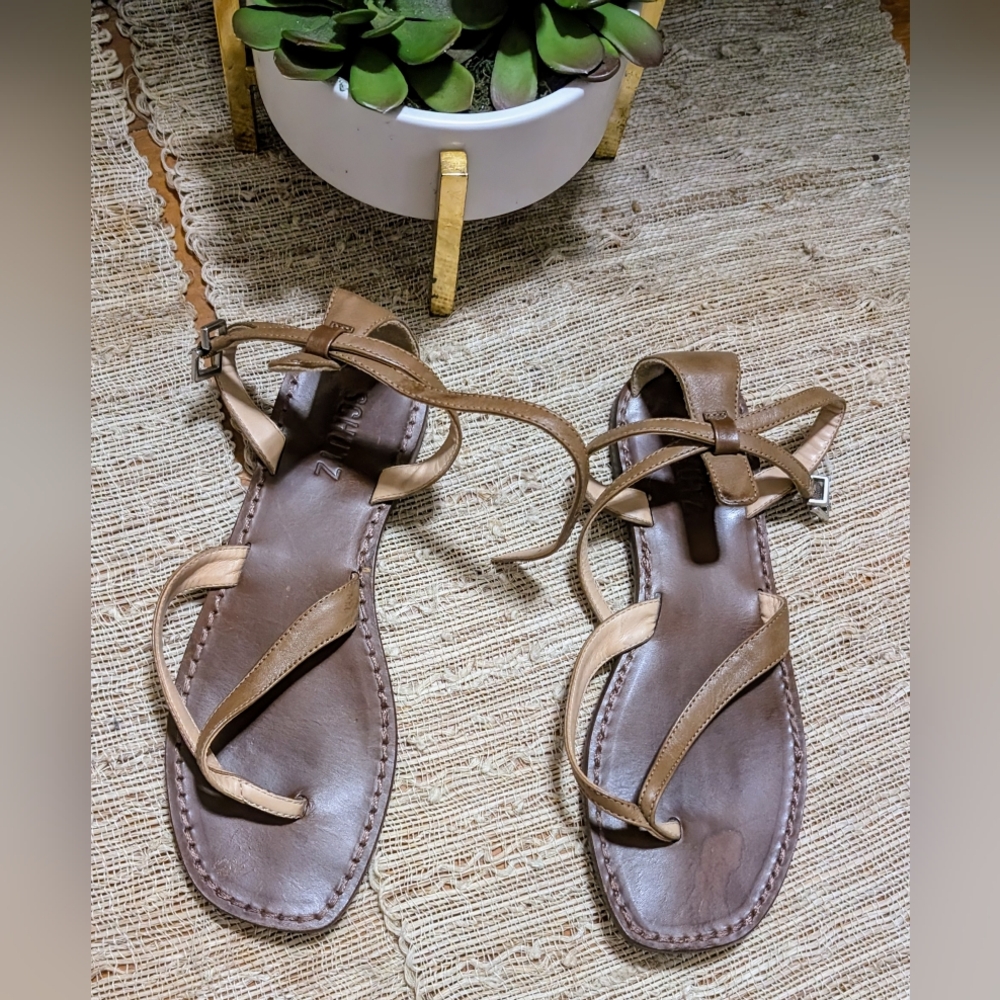 SCHUTZ Tan Leather Strappy Flat Sandals